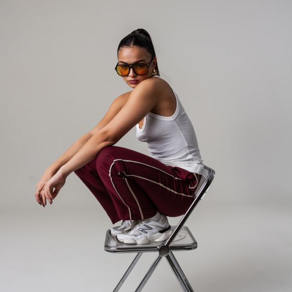 Conjunto Casaco Esportivo Listra Lateral Bordô + Calça Esportiva Listra Lateral Bordô