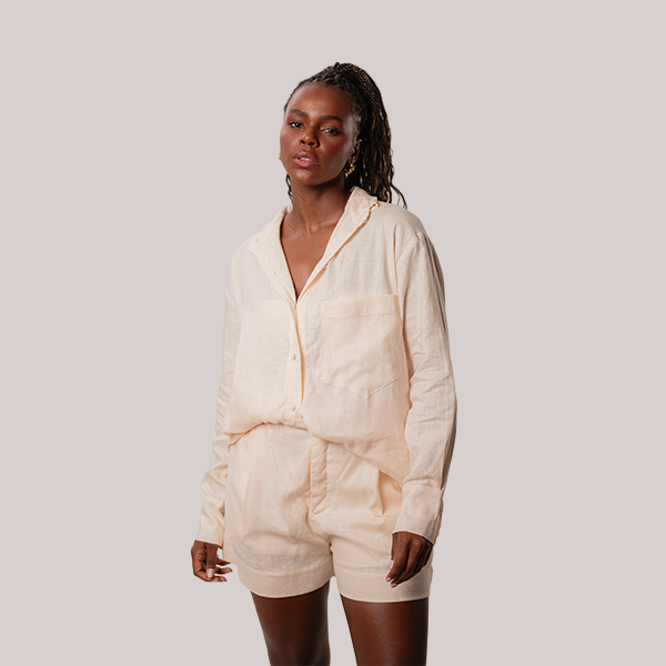 Short de Linho Amarelo Manteiga