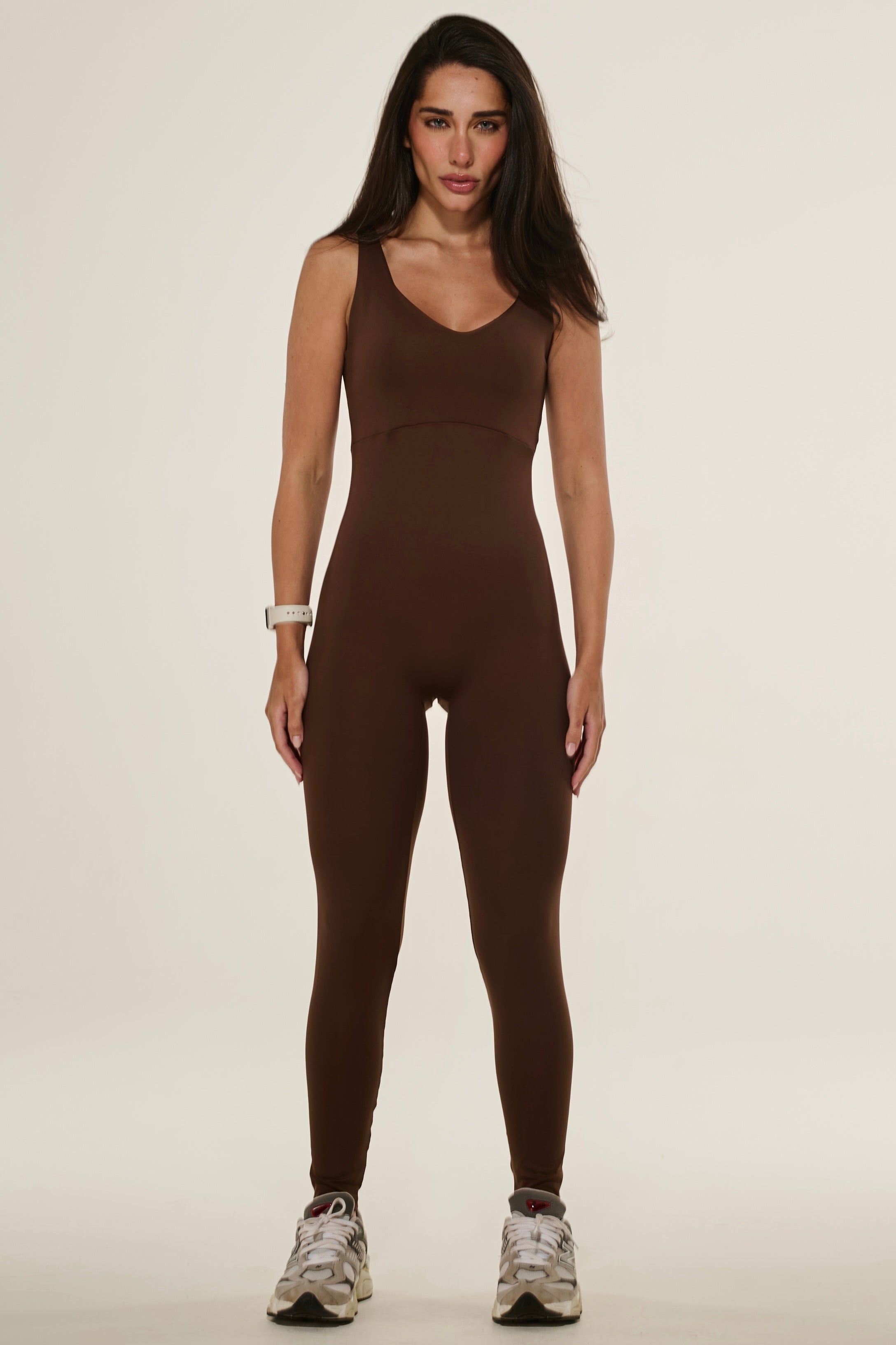 Macacão Fitness Decote Costas Marrom Coffee