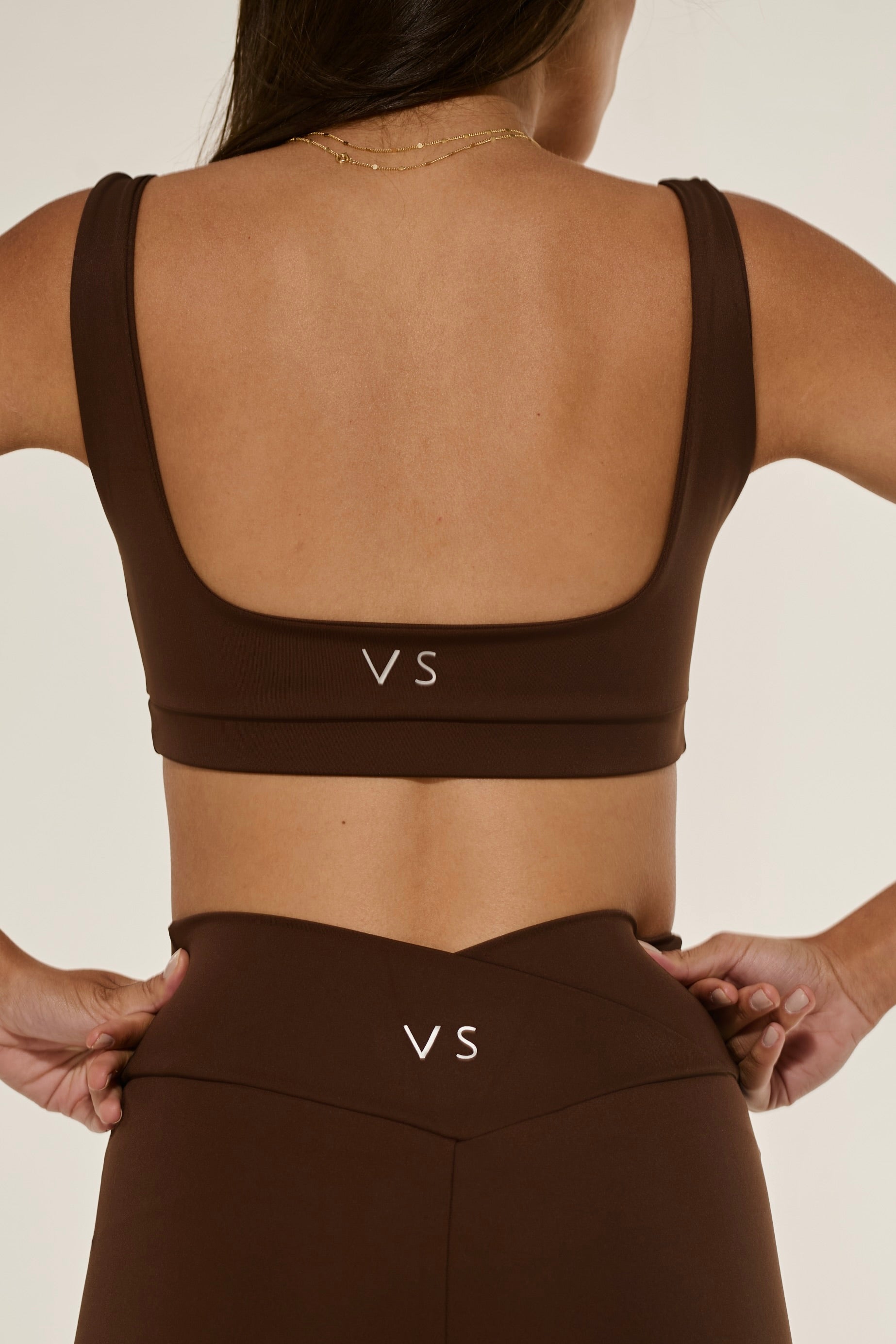 Conjunto Top Reto Marrom Coffee+ Legging com Cós Cruzado Marrom Coffee