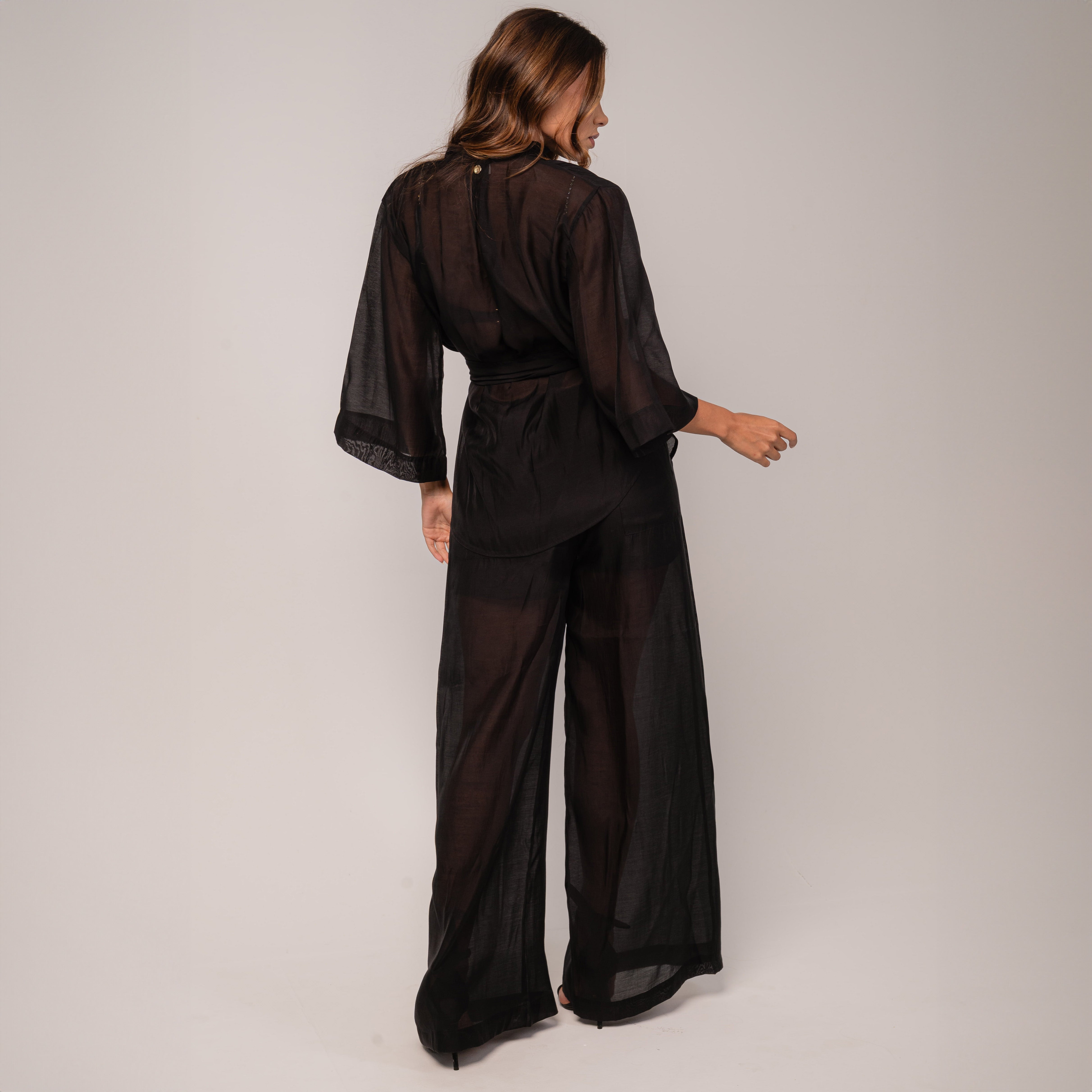 Conjunto Camisa e Calça Pantalona Em Liocel Serenità Preto Ibiza