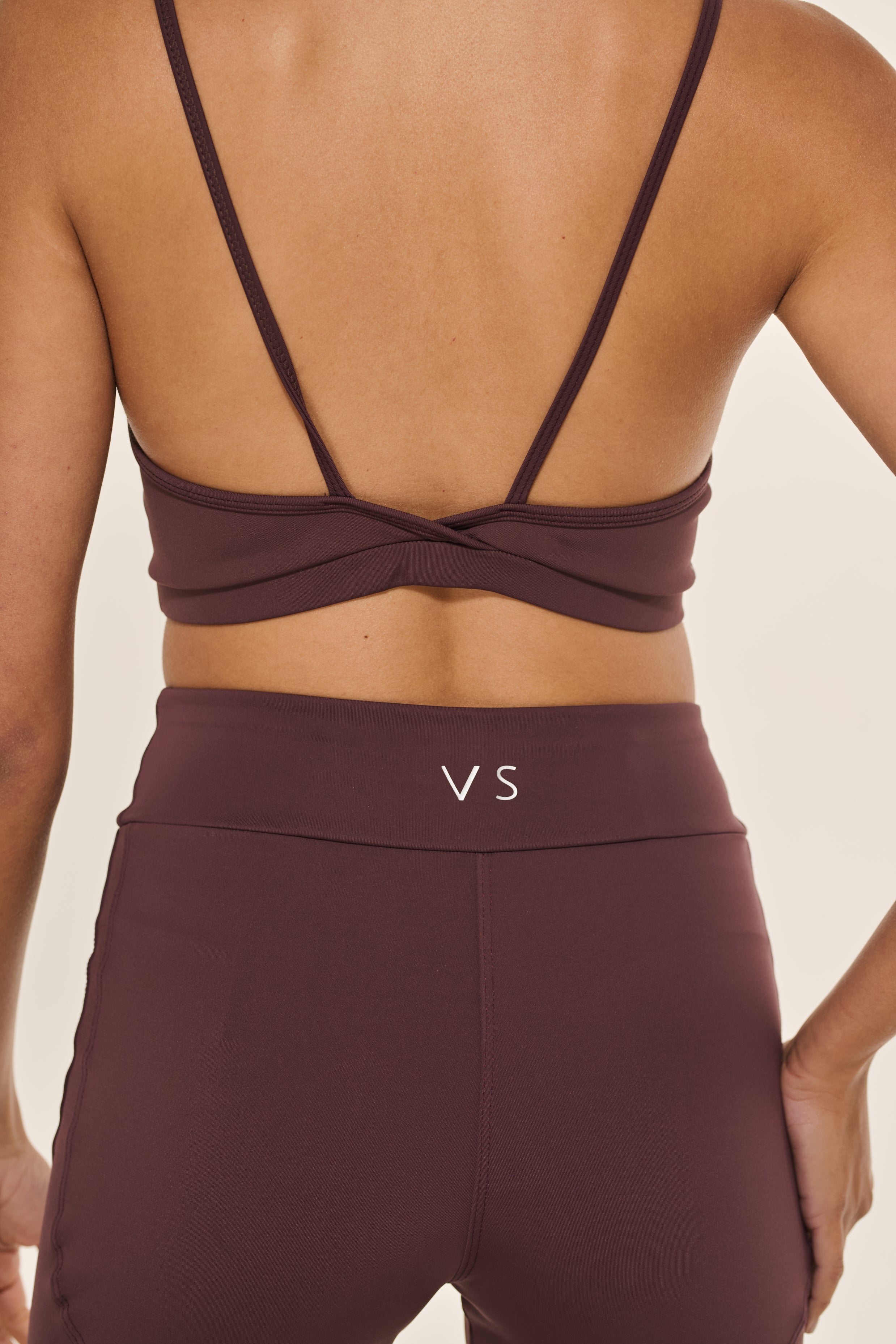 Bermuda Fitness Marrom Ébano