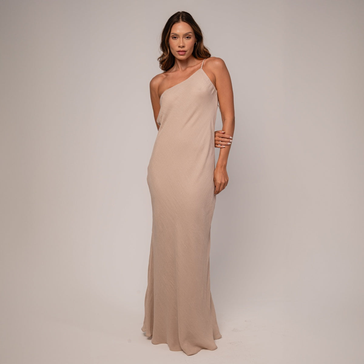 Vestido Uma Alça Em Viscose Dupla Areia Bahamas